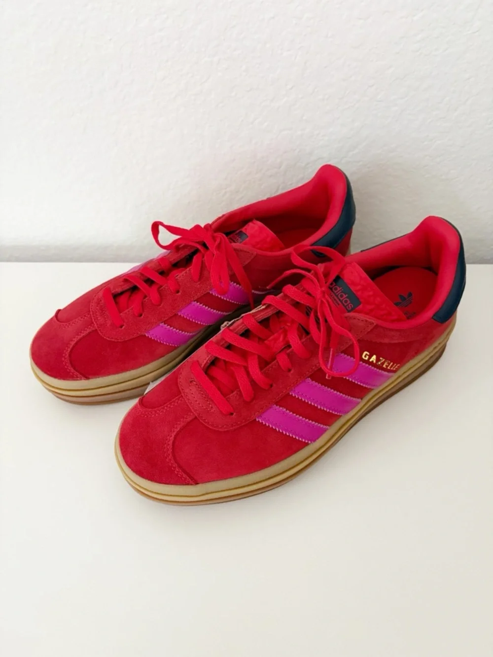 Adidas Gazelle Bold Platform Sneakers Women 8.5 Red Lucid Fuchsia NWT - Picture 5 of 14